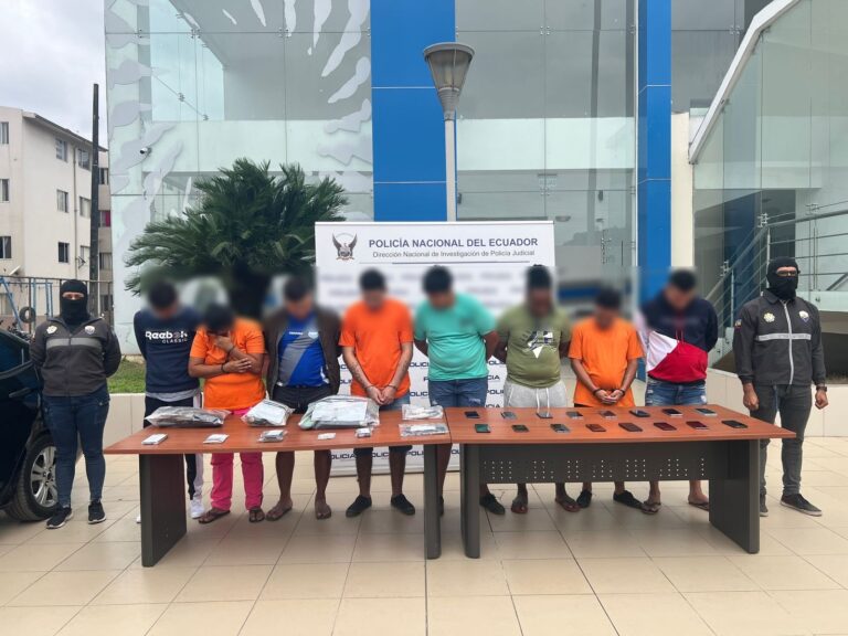 Desarticulación de organización delictiva vinculada al asalto y robo con armas de fuego en Guayaquil