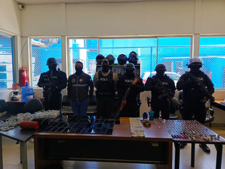 Operativo Policial de control y seguridad en centro penitenciario