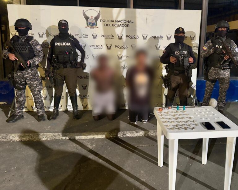 Alias «Gordo» y «Elkin» presuntos integrantes de los «Tiguerones» fueron capturados en Esmeraldas