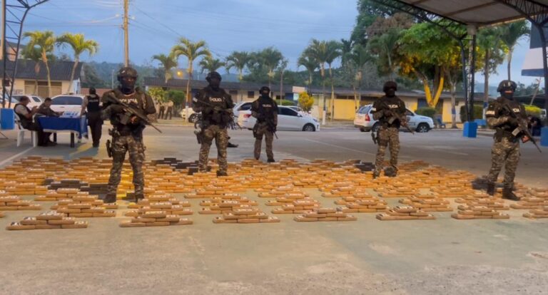 800 kilos de droga fueron incautados en Esmeraldas