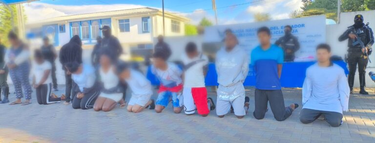 Policía Nacional aprehendió a 11 integrantes del GAO “Los Lobos”, quienes se dedicaban a los delitos de robo y extorsión en Loja