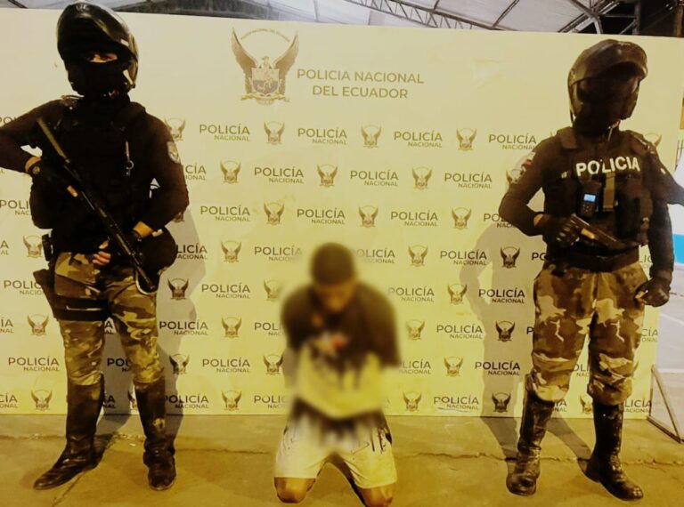 Un sujeto fue aprehendido por microtráfico durante operativo policial en Esmeraldas