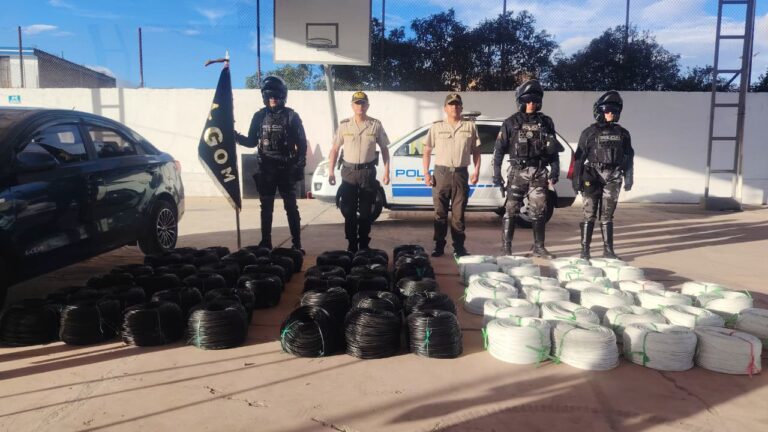 Policía Nacional capturó a cinco integrantes del GAO «Los Lobos», entre ellos un Objetivo de Intermedio Valor
