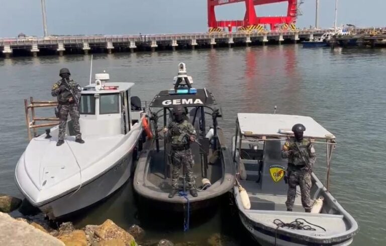 Policía Nacional implementa un modelo operativo para fortalecer la seguridad fluvial y marítima en El Oro