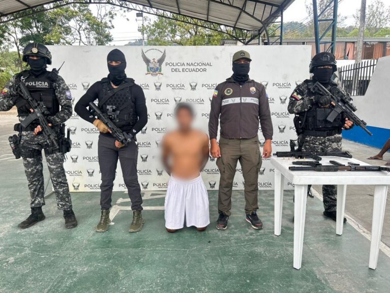 Policía Nacional captura a alias «Bucarán», presunto integrante del GDOT los Tiguerones en Esmeraldas