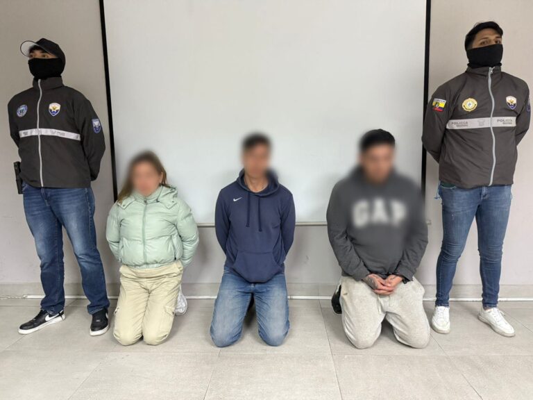 Tres aprehendidos en Tungurahua por el delito de extorsión