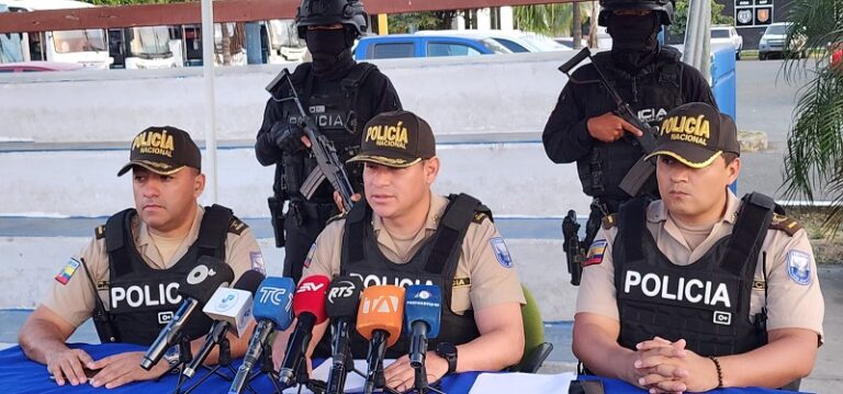 2 aprehendidos con sustancias catalogadas sujetas a fiscalización y arma de fuego
