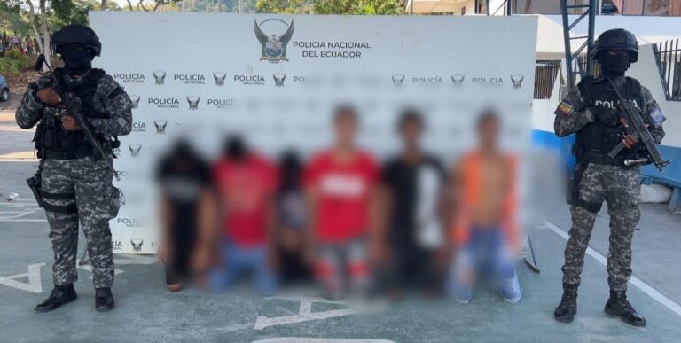 Seis sujetos implicados en microtráfico fueron aprehendidos en Esmeraldas