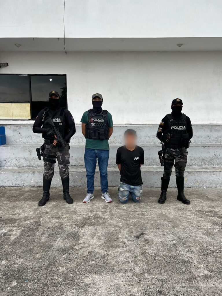 Policía libera a un adulto y dos menores quienes presuntamente estaban secuestrados en El Carmen