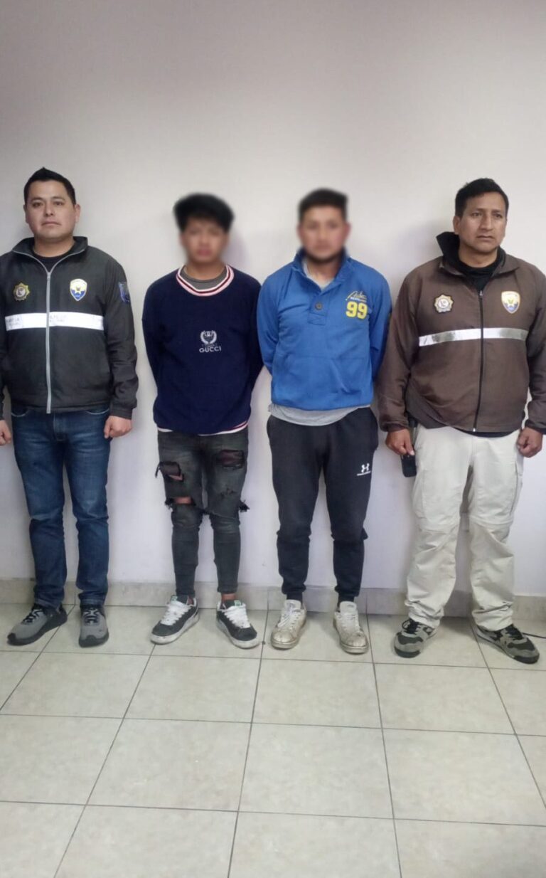 Policía aprehende a dos ciudadanos por tentativa de asesinato en Latacunga