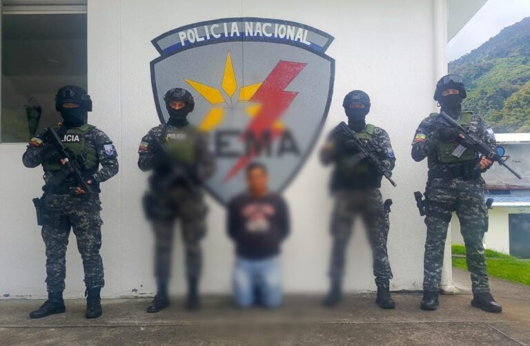 Operativo policial en Napo detecta transporte irregular de hidrocarburos