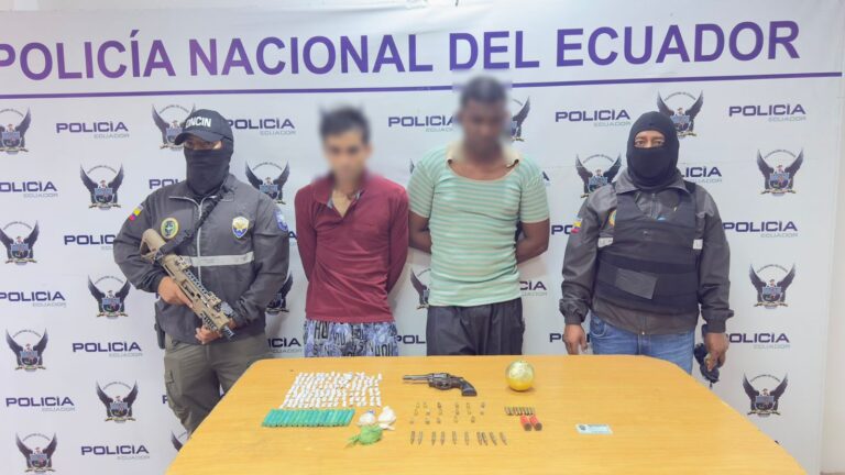 Policía aprehende a presuntos miembros de GAO “Los Lobos” en Guayaquil