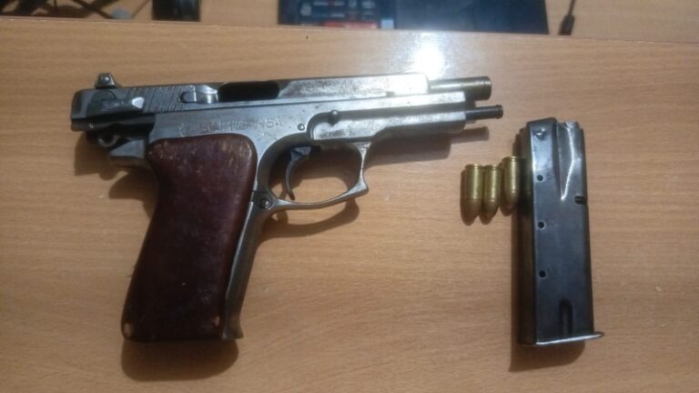 Operativo policial Cero Impunidad 2868 logra la aprehensión de un sospechoso por tenencia ilegal de arma de fuego en Portoviejo