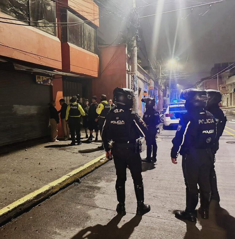 Policía Nacional del Ecuador interviene en riña callejera en el sector de Chimbacalle