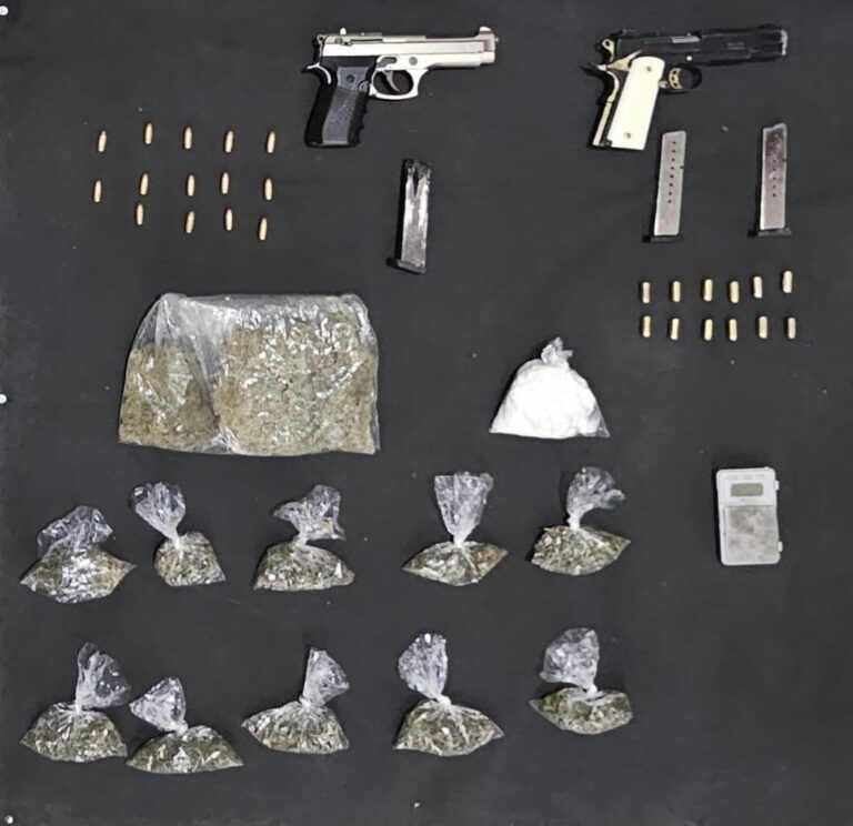 Tres aprehendidos y droga decomisada en Portoviejo