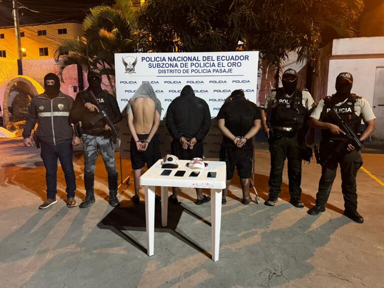 Acción policial en El Oro permitió identificar y aprehender a presuntos responsables de un robo a domicilio