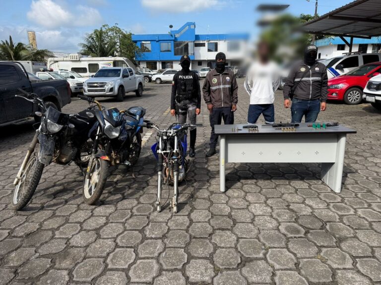 La Policía Nacional aprehendió a ciudadano extranjero vinculado presuntamente al GAO “Los Lobos” y a grupos de disidencia de Colombia