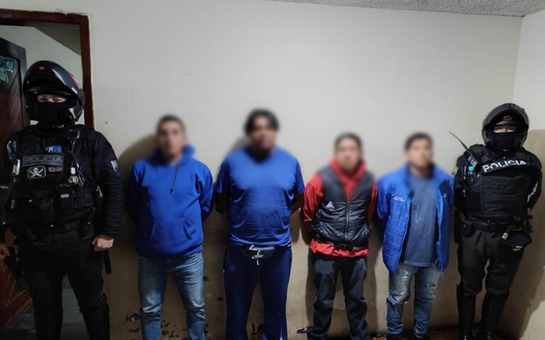 Acción oportuna de la Policía Nacional permite la aprehensión de cuatro ciudadanos