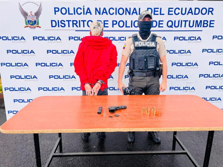 Aprehensión de ciudadano por posesión de arma de fuego