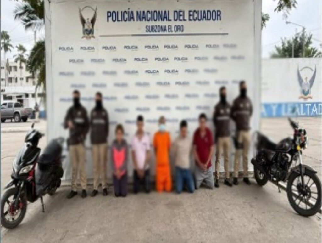 Cinco sujetos aprehendidos por presunta vinculación en el delito de ...