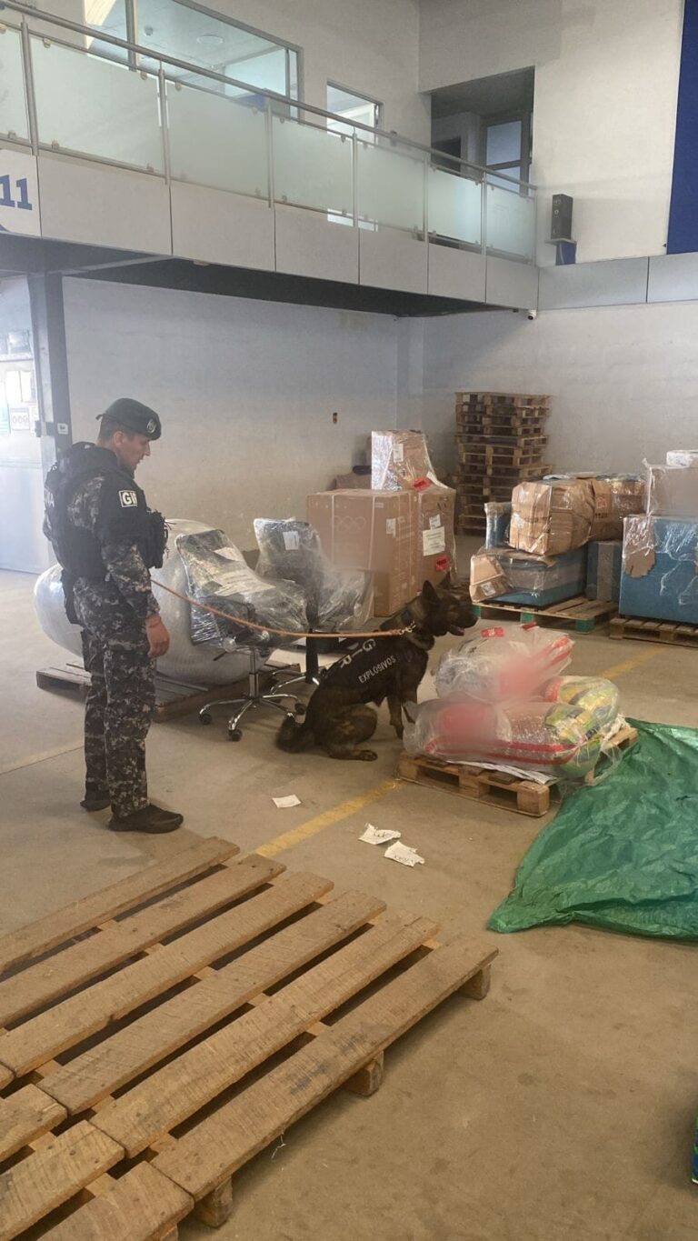 Policía Nacional decomisó material explosivo en Quito