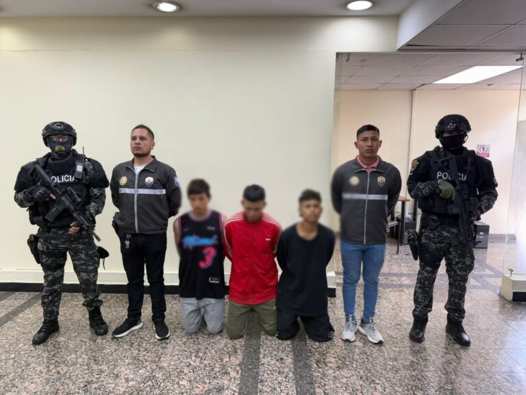 Aprehendimos a tres presuntos implicados en muerte violenta en Quito
