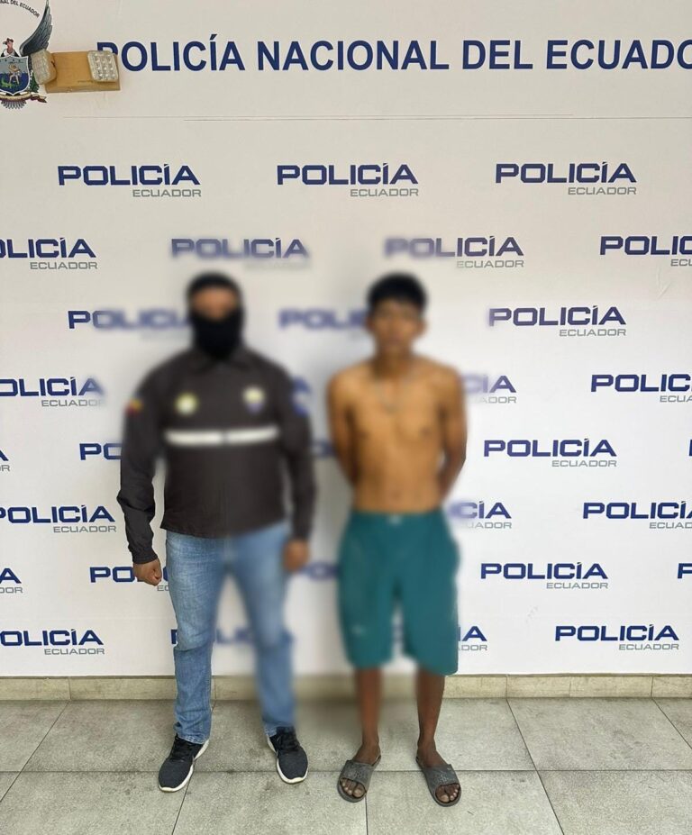 Aprehendimos a un integrante de la estructura criminal “Los Choneros”, por el delito de tenencia de un arma de fuego y droga en Los Ríos