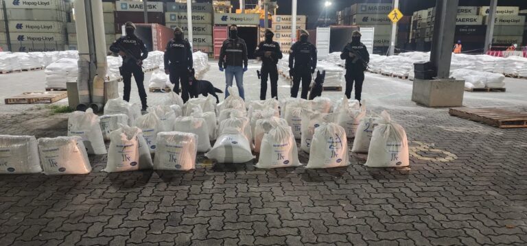 Incautamos más de una tonelada y media de cocaína en el Puerto de Posorja