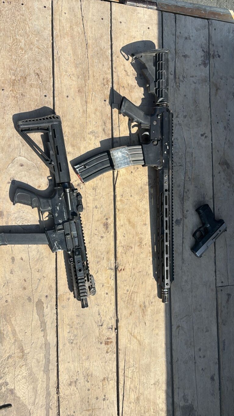 Policía en Manta captura a 4 sujetos tras intensa persecución y enfrentamiento en Manta