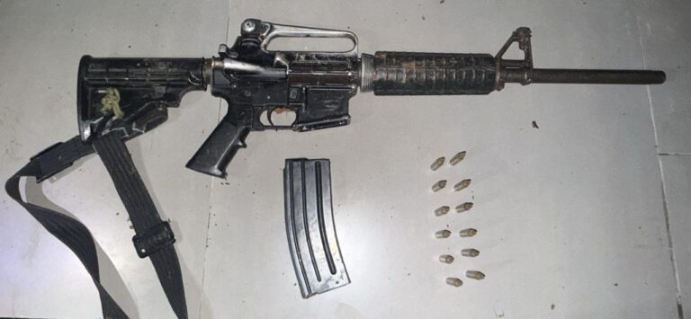 Operativo policial en Borbón deja dos aprehendidos vinculados a los “Los Chechenos”