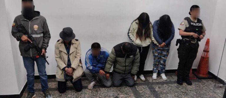 La Policía Nacional frustra tráfico de drogas en Quito con captura de varios delincuentes