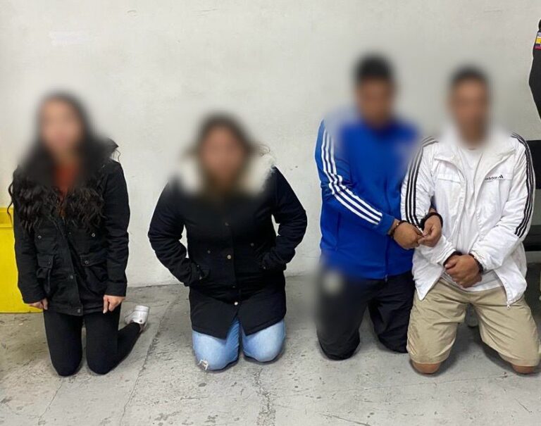 Policía Nacional capturó a 04 sujetos de “Los Lobos” por extorsión en Tumbaco