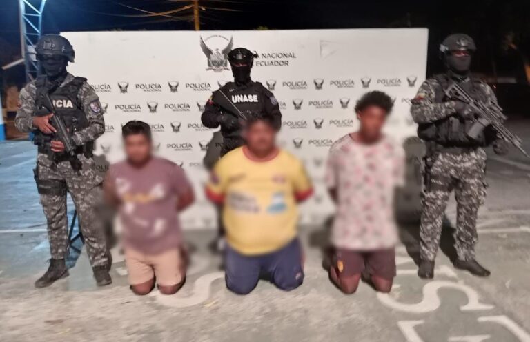 En Esmeraldas tres sujetos fueron aprehendidos en flagrancia por el delito de extorsión