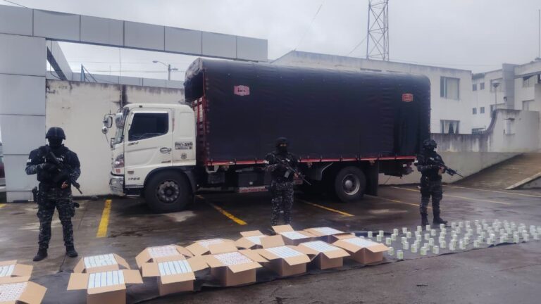 Operativo “Renacer” evita el tráfico ilícito de más de 22 millones de dosis de ketamina en Carchi