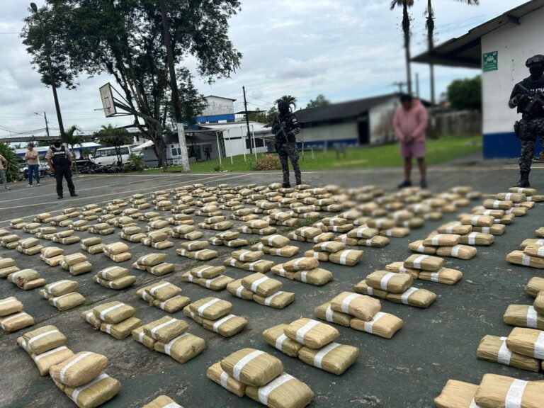 Interceptamos un vehículo con más de media tonelada de marihuana