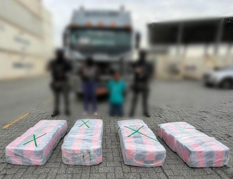 Afectamos significativamente a estructuras del narcotráfico con la incautación de más de tres millones de dosis de cocaína en Guayaquil