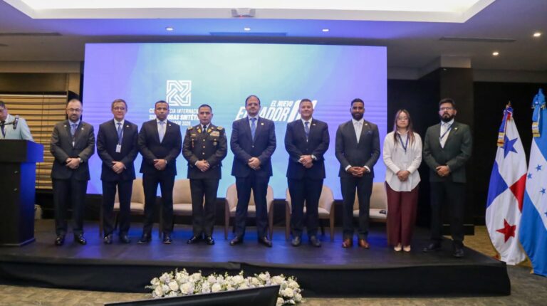 Concluye con éxito la Conferencia Internacional sobre Drogas Sintéticas Ecuador 2026