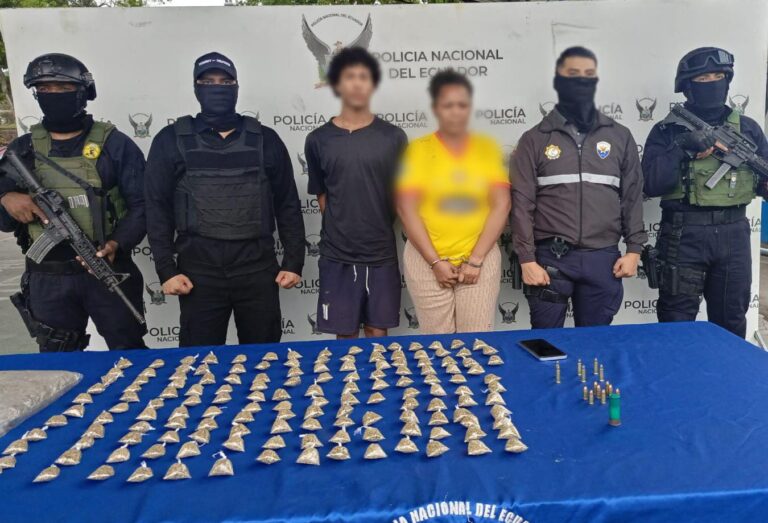 Aprehendimos a dos sujetos presuntos integrantes de “Los Tiguerones” por microtráfico en Esmeraldas