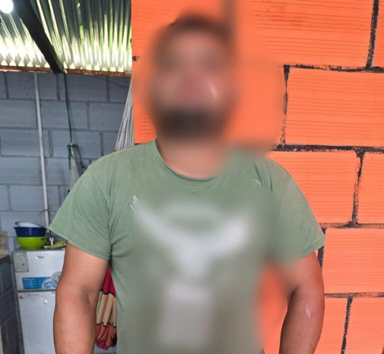 Capturamos en Morona Santiago a ciudadano extranjero con notificación roja de INTERPOL