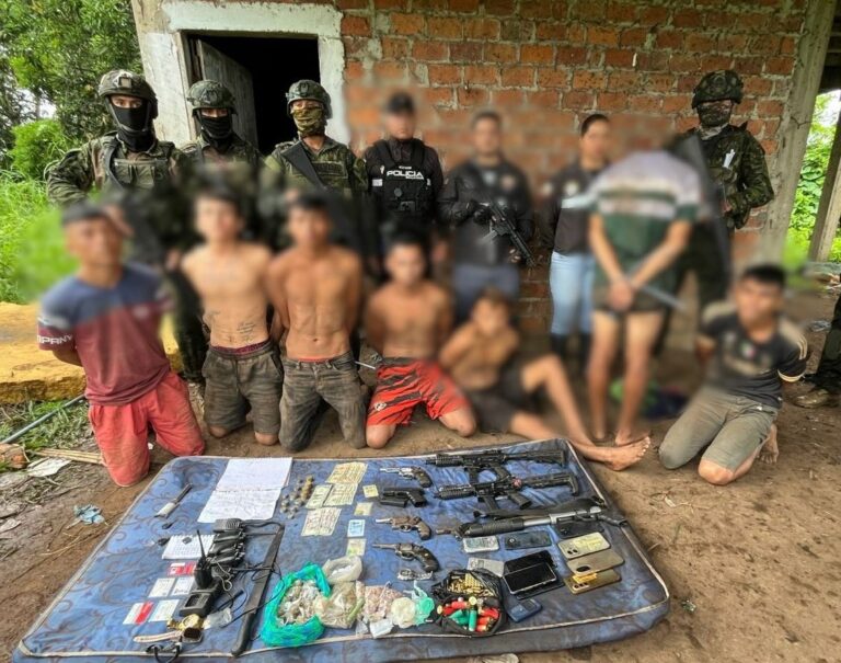 Policía capturó a 07 sujetos integrantes de “Los Choneros” por varios delitos en Guayas