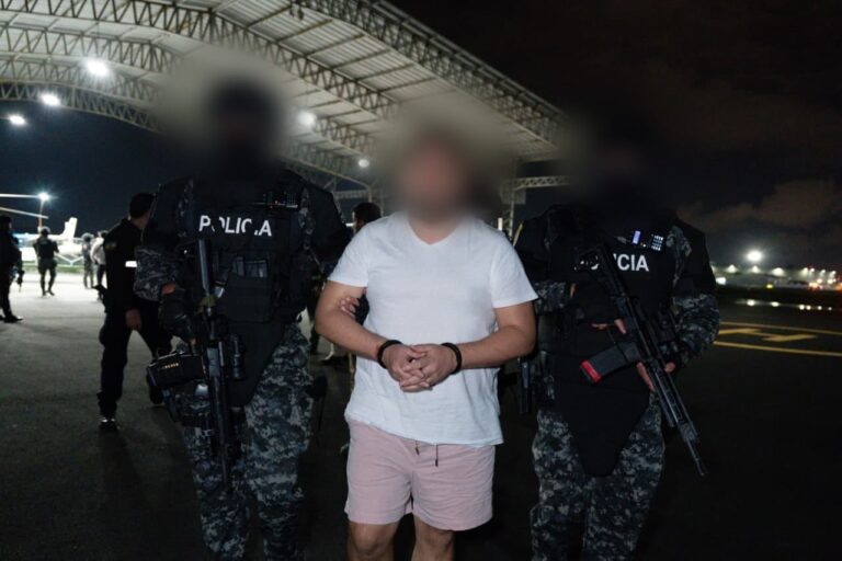Extradición al Ecuador de Cortázar L, vinculado al «Caso Encuentro»