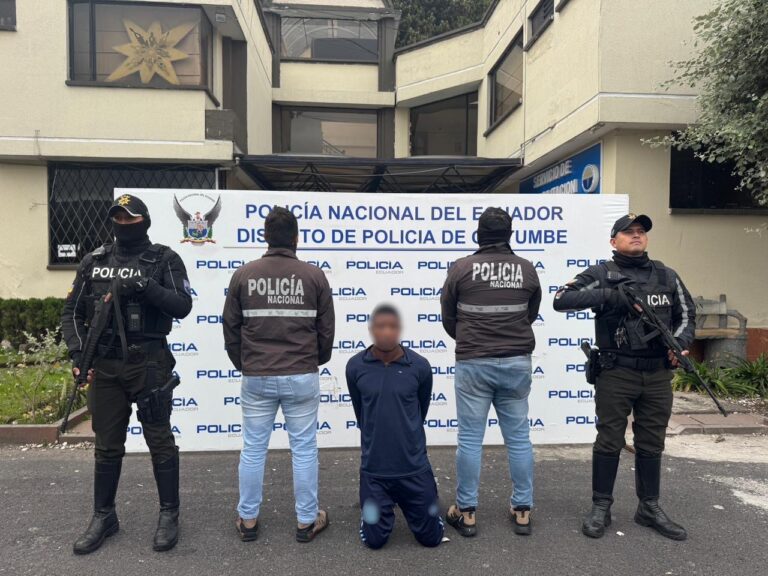 Se detuvo a un sujeto por el delito de violación en Puerto Quito