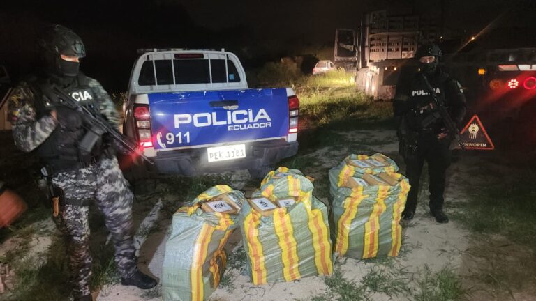 Más de media tonelada de droga incautada en Manabí, con un valor de hasta 26 millones de dólares en el mercado internacional