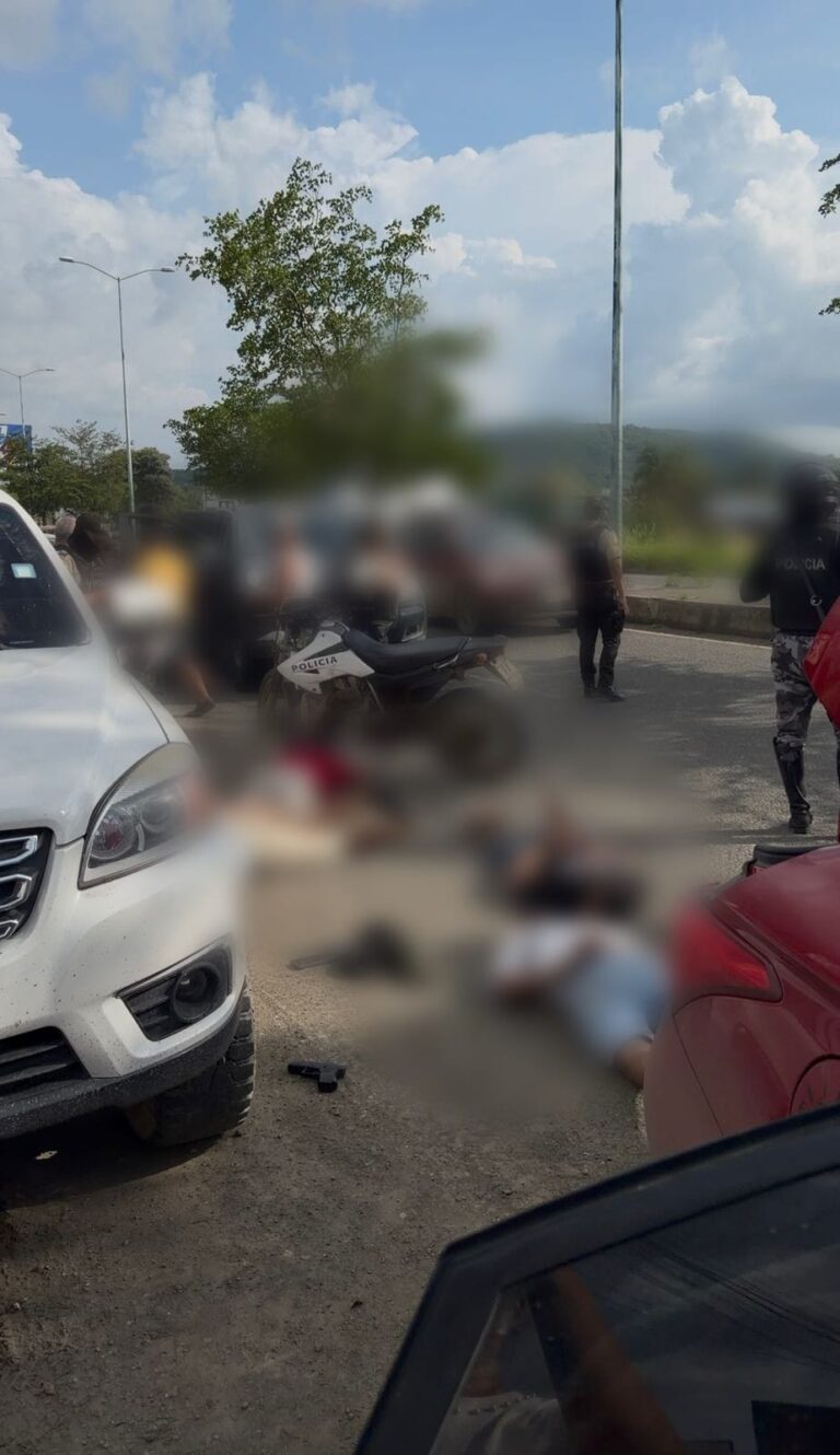 Tres aprehendidos por porte ilegal de arma de fuego en Manabí
