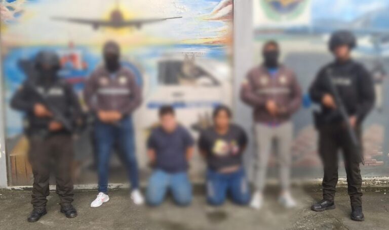 Operativo policial deja dos aprehendidos y 60 kilos de marihuana incautados