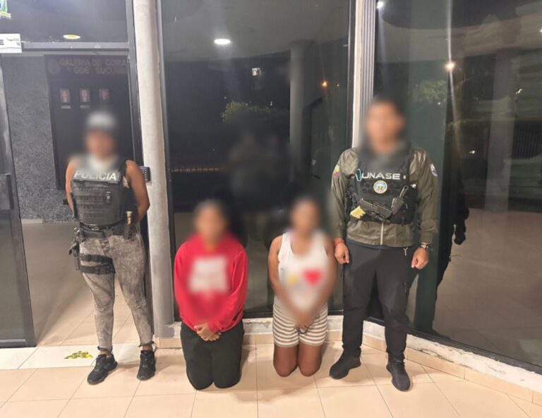 Dos aprehendidas por el presunto delito de extorsión en Sucumbíos