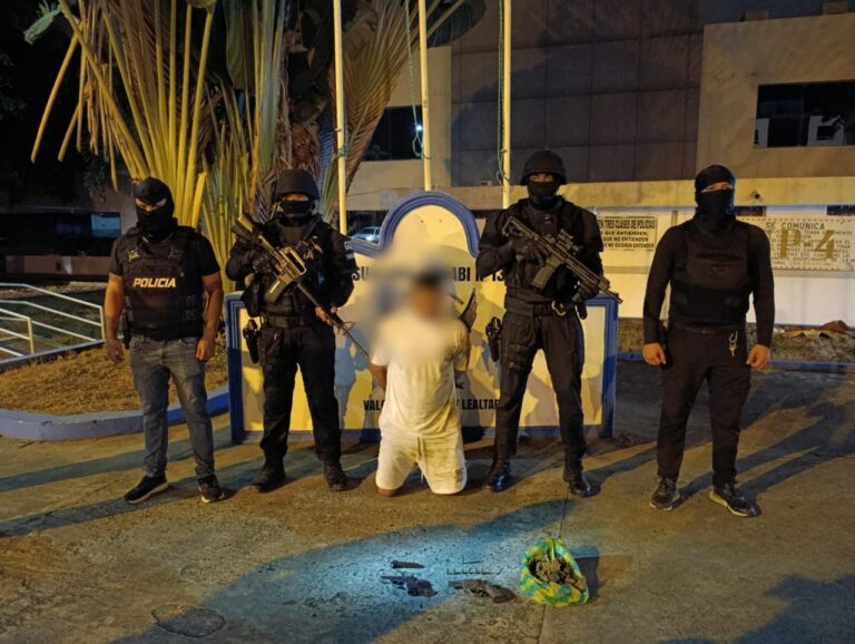 Policía en Portoviejo aprehende a presunto integrante de organización delictiva