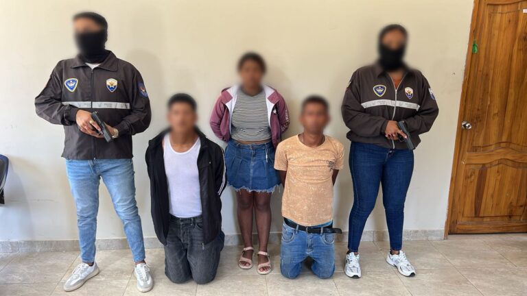 Tres sujetos aprehendidos con más de 40.000 dosis de droga en Santa Elena