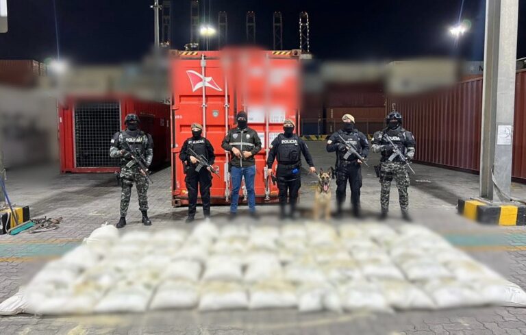 Policía incautó más de una tonelada de cocaína en Guayas que tenía como destino Egipto