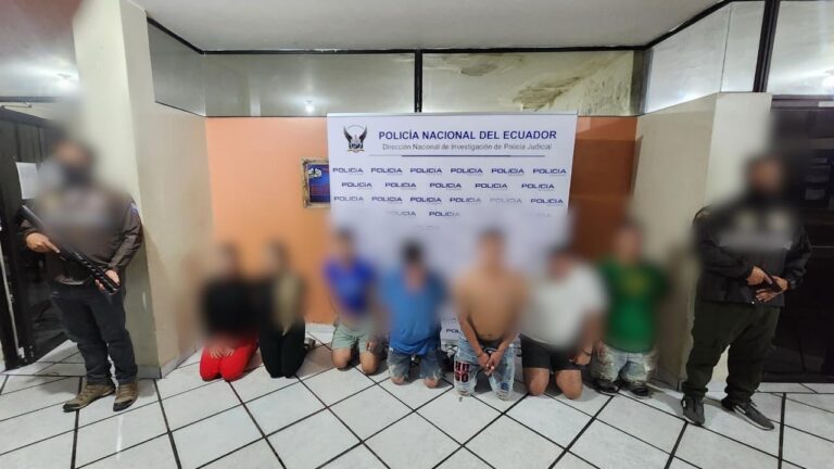 Siete capturados por tráfico de armas, presuntos integrantes del GAO “Los Lobos” en Manabí